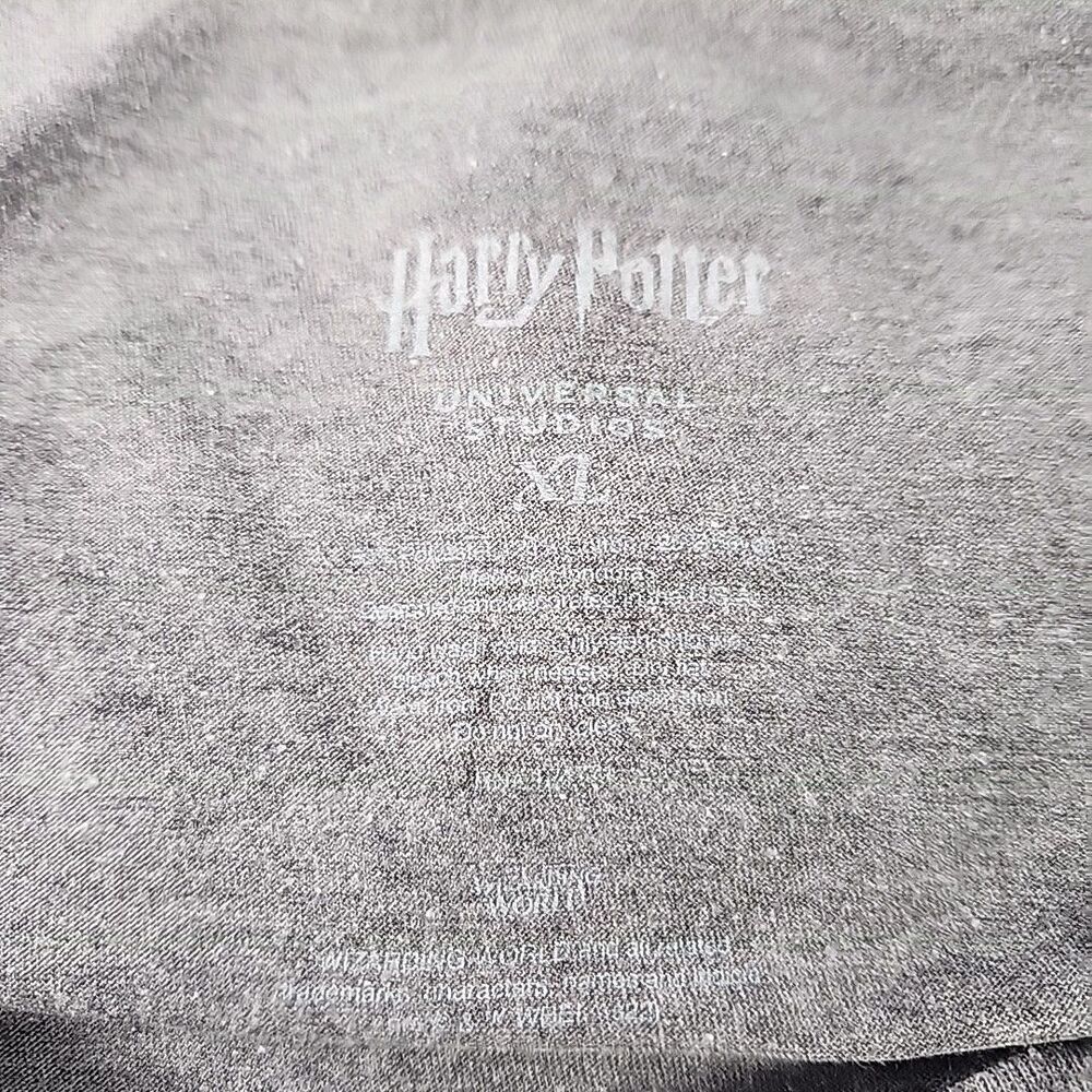 Universal Studios Gryffindor Harry Potter Rhinestone Studded Shirt Size XL - Picture 8 of 8